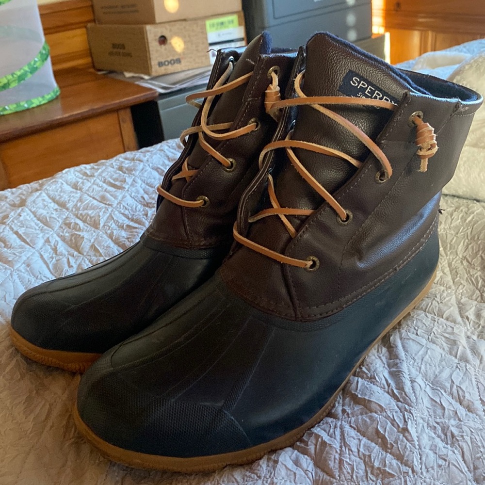 Sperries good condition